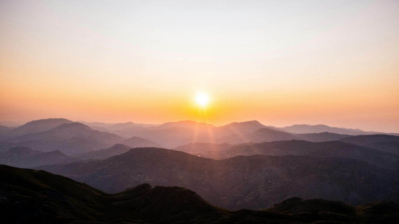 Sunrise over the Breckenridge mountains